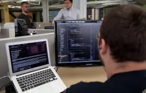 Software Engineer: Das ultimative Handbuch für die Karriere als digitaler Nomade